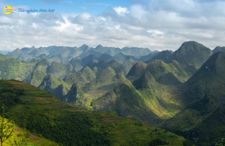 Khám phá vẻ đẹp hoang sơ của cao nguyên đá Hà Giang qua hành trình 3 ngày 2 đêm
